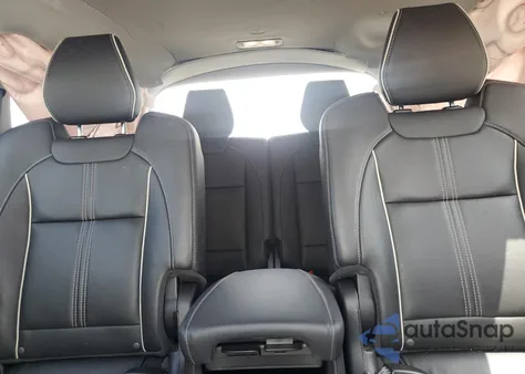 2017 Acura Mdx Advance z USA, uszkodzony, nr VIN 5FRYD3H8XHB001445